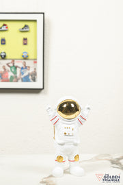 Apollo - Astronaut Grooving - Gold