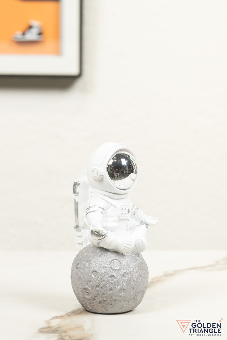 Apollo - Astronaut Meditating - Silver