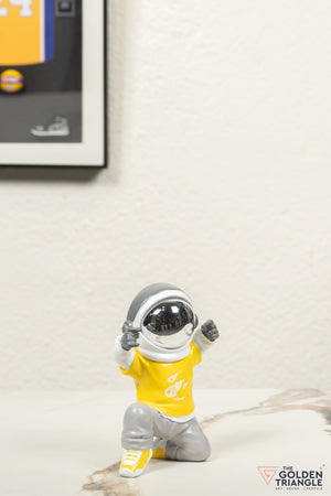 Jetsons - Astronaut Dancing - Yellow