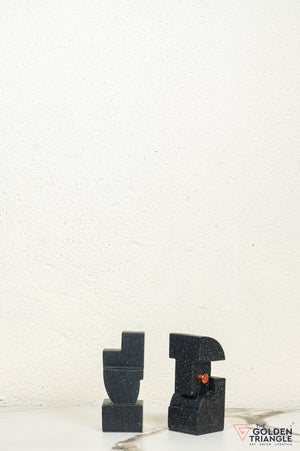 Leo Bookend - Black