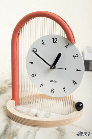 Takumi Table Clock