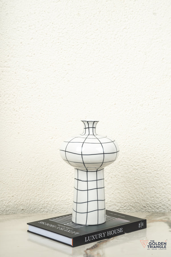 Cascade Ceramic vase - Tall