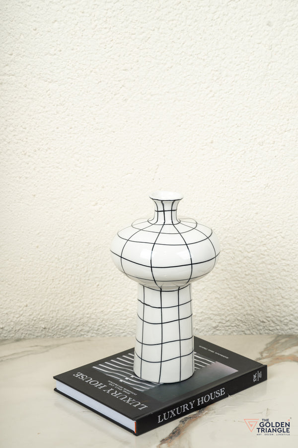 Cascade Ceramic vase - Tall