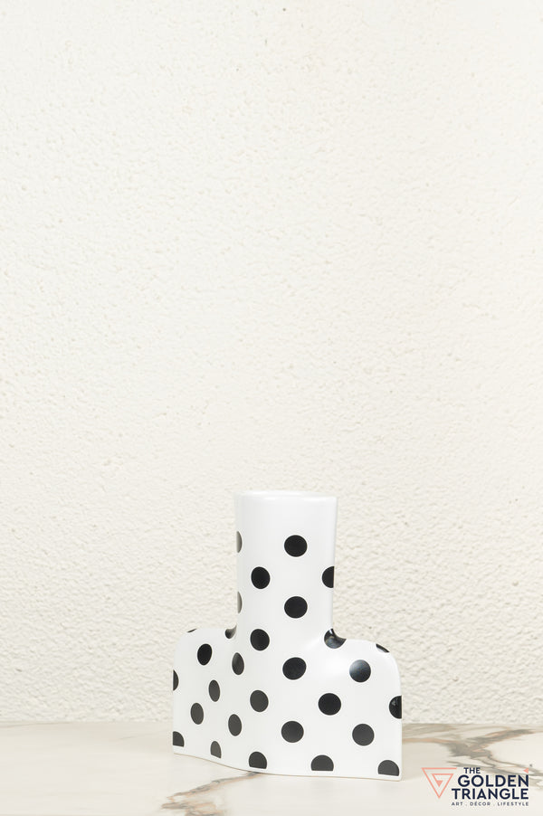 Nexis Ceramic vase