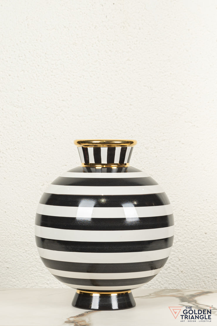 Zuri Ceramic Vase