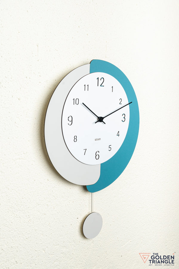 Reika Wall Clock