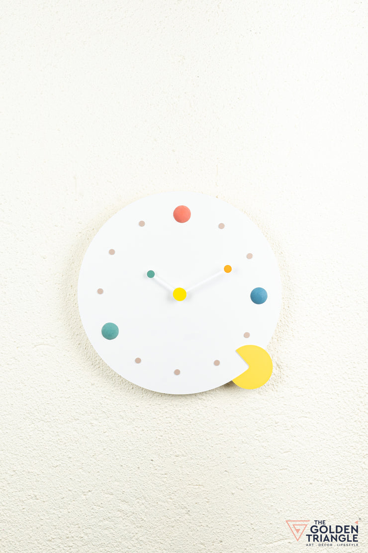 Blinky Wall Clock - White