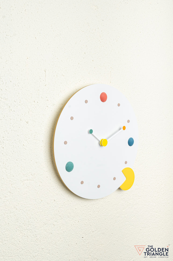 Blinky Wall Clock - White