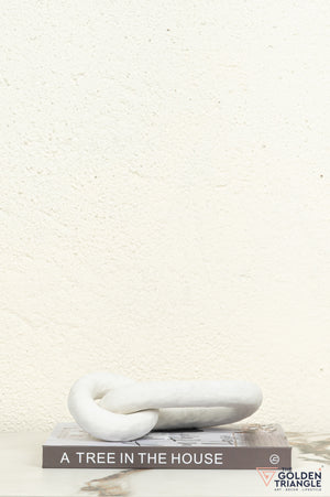 Hoshi Chain Ceramic Tabletop Showpiece - White