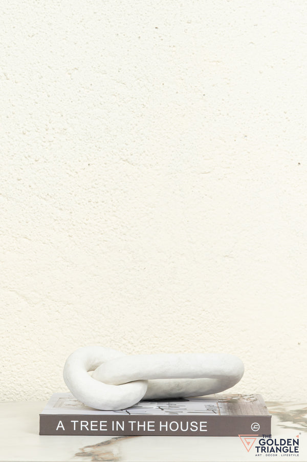 Hoshi Chain Ceramic Tabletop Showpiece - White