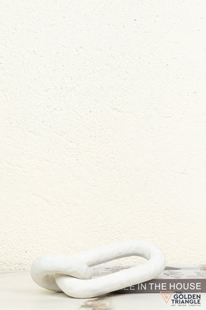 Hoshi Chain Ceramic Tabletop Showpiece - White