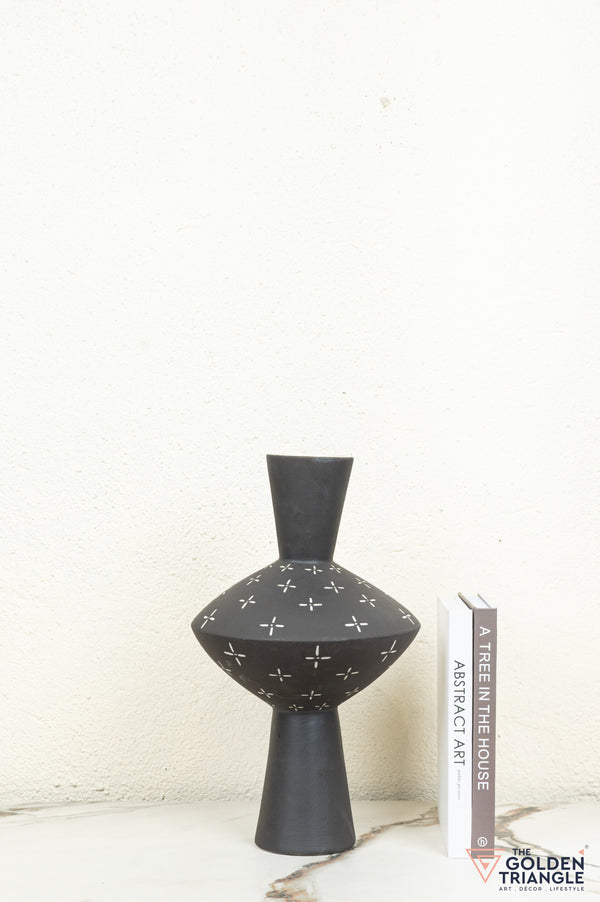 Ame Ceramic Vase - Black
