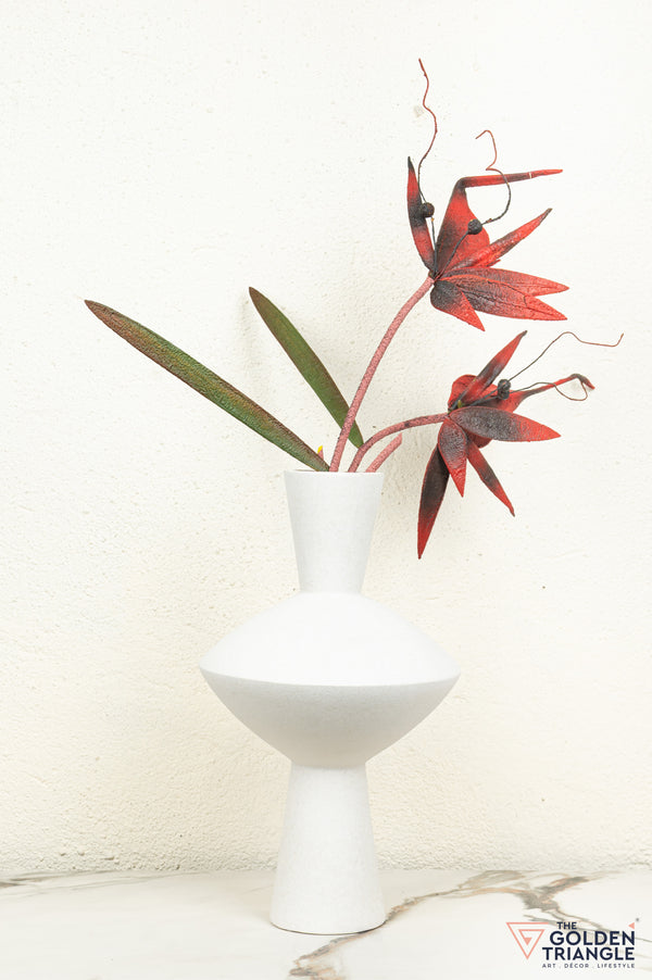 Ame Ceramic Vase - White