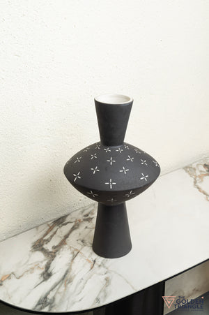 Ame Ceramic Vase - Black