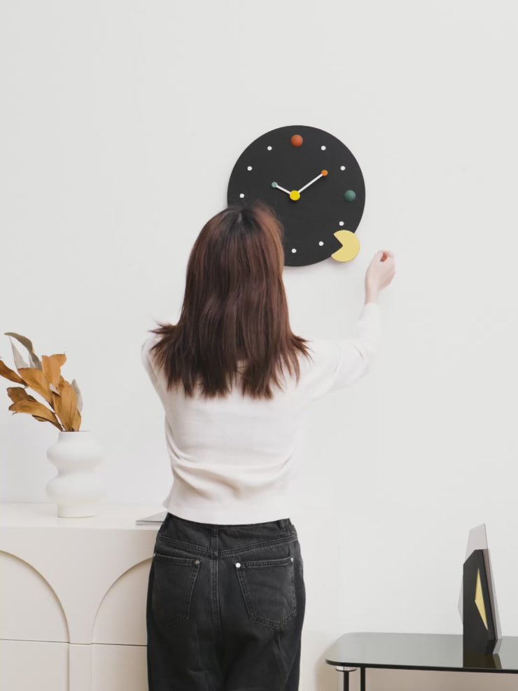 Blinky Wall Clock - White