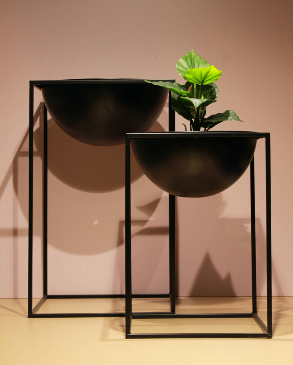 Mirai Pot Planter - Square base