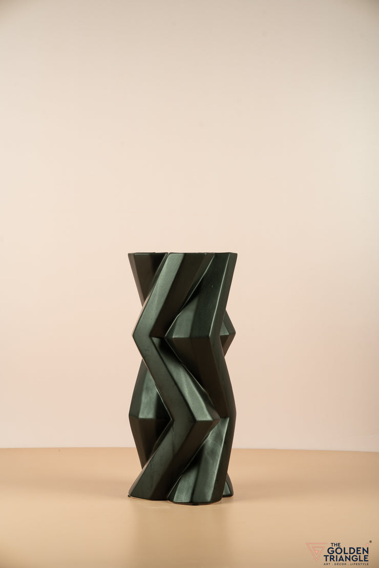Kazuto Ceramic Vase