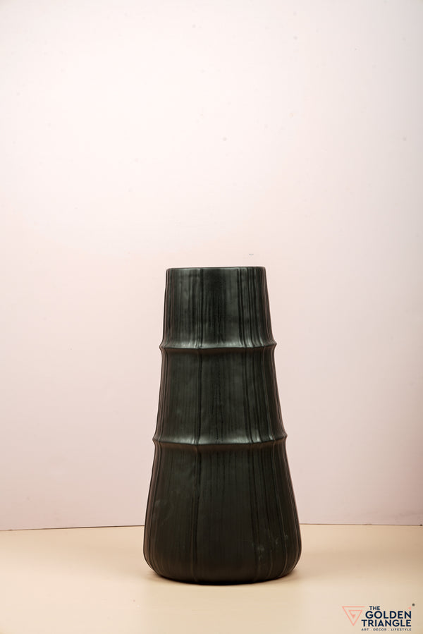 Cusco Black Ceramic Vase