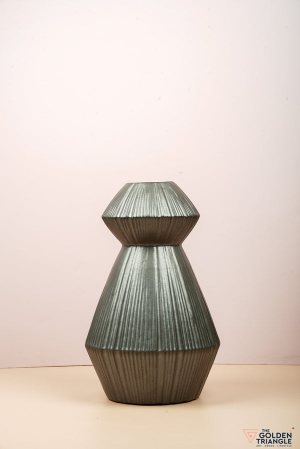 Victoria Textured Ceramic Vase - Black