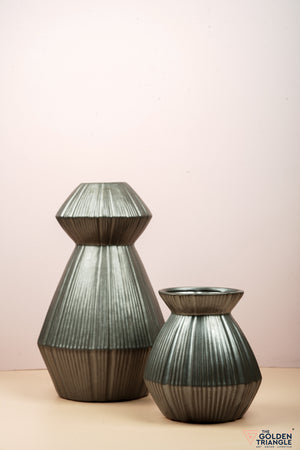 Victoria Textured Ceramic Vase - Black