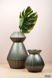Victoria Textured Ceramic Vase - Black