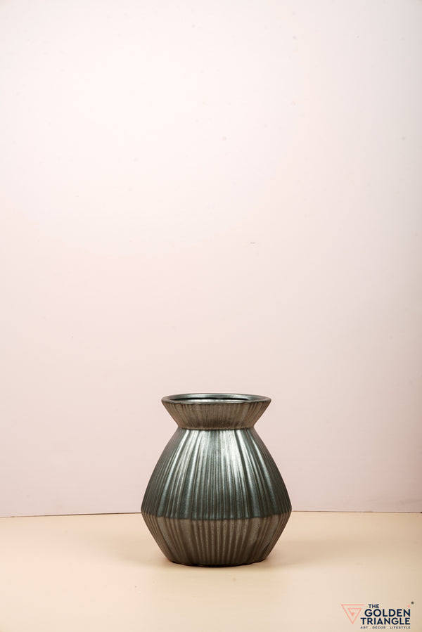 Victoria Textured Ceramic Vase - Black